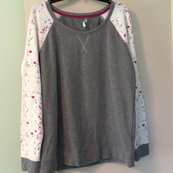 Maurices Sweaters - Maurice’s lightweight sweater Maurices Sweaters - Maurice’s lightweight sweater